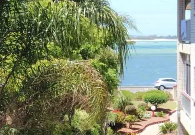 22/115 Frank Street, Labrador QLD 4215