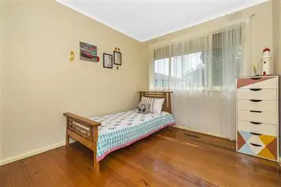 Seventh view of Homely house listing, 8 Kingsley Court, Thomastown VIC 3074