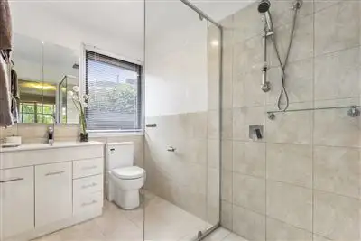 Sixth view of Homely house listing, 4 Silverene Court, Vermont South VIC 3133