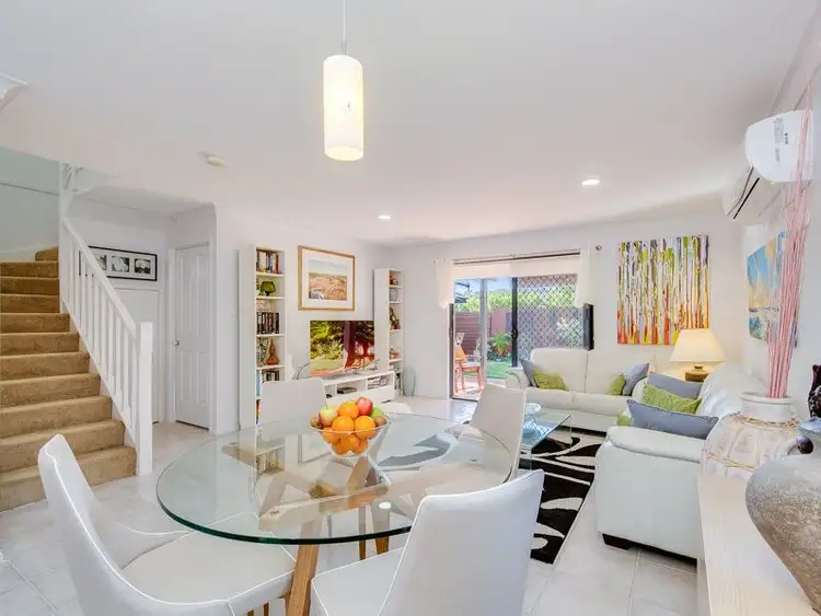 82/31 Archipelago Street, Pacific Pines QLD 4211