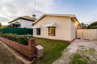 12 West Street, Queenstown SA 5014