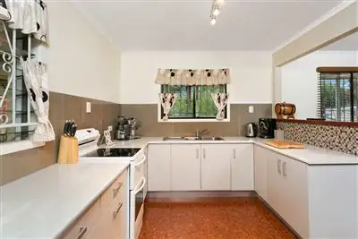 Second view of Homely house listing, 15 Susannah Street, Oxley QLD 4075