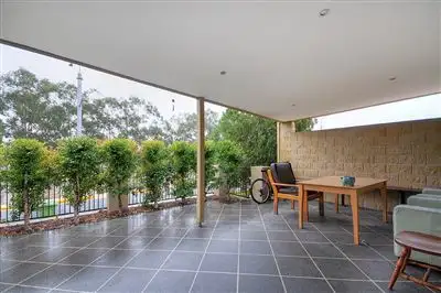 Unit 2/206 Queen Street, Southport QLD 4215