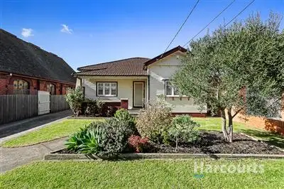 32 George Street, Reservoir VIC 3073