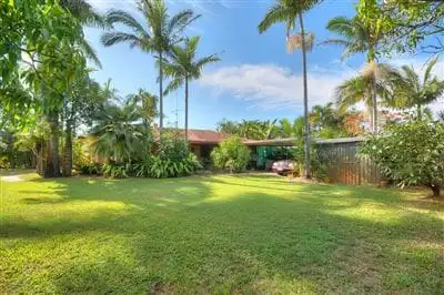 14 Jib Court, Mermaid Waters QLD 4218