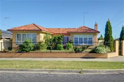 Main view of Homely house listing, 3 Sherwood Street, Wendouree VIC 3355