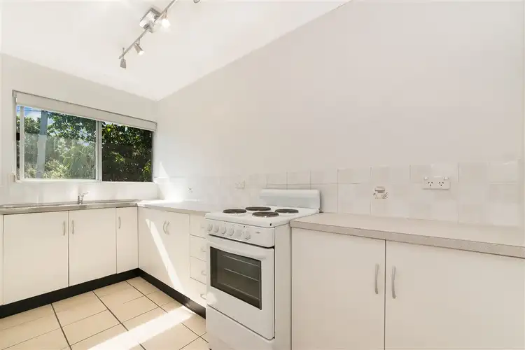 Third view of Homely unit listing, 9/10 Ethel Street, Hyde Park QLD 4812
