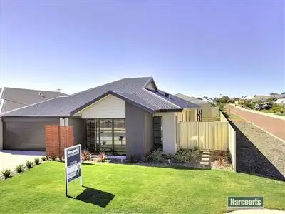 180 Badgerup Avenue, Lakelands WA 6180