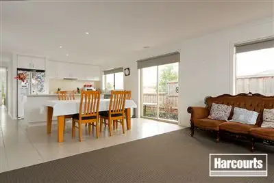 Fifth view of Homely house listing, 8 Elysian Place, Cranbourne West VIC 3977