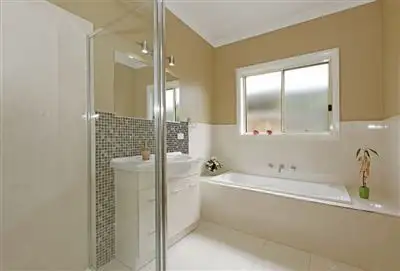 Seventh view of Homely house listing, 10 Mosaic Drive, Lalor VIC 3075