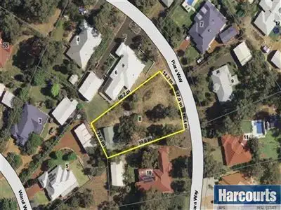 8 Piara Way, Dalyellup WA 6230