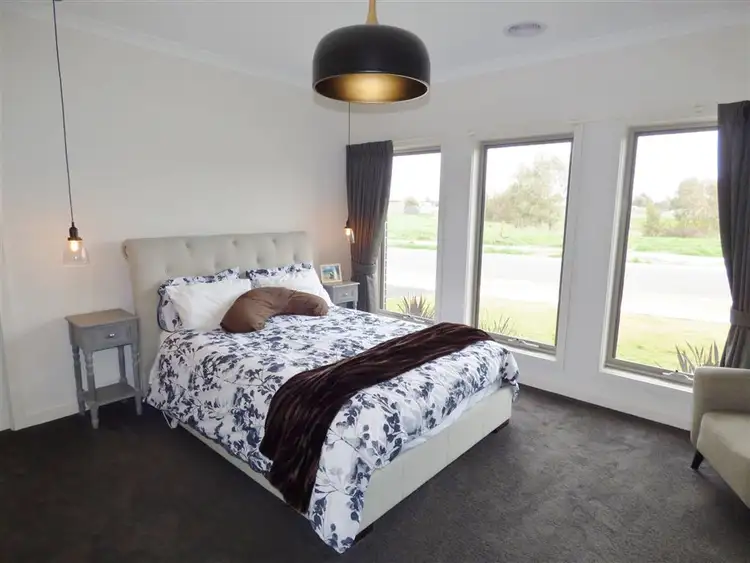 Fourth view of Homely house listing, 9 Evans Way, Horsham VIC 3400