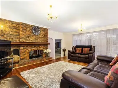 Fourth view of Homely house listing, 8 Astley Court, Vermont South VIC 3133