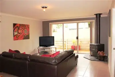 Third view of Homely house listing, 7 Villeneuve Street, Alexandra VIC 3714