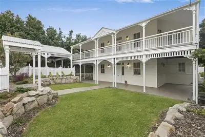 Second view of Homely house listing, 11 Govett Avenue, Hawthorne QLD 4171