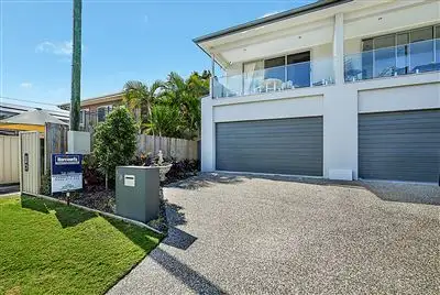 Main view of Homely villa listing, 2/9 Eider Avenue, Paradise Point QLD 4216