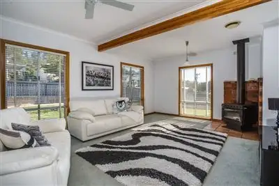16 Pitt Avenue, Trevallyn TAS 7250