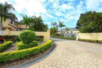 Sixth view of Homely semi-detached listing, 18/113 Arundel Drive, Arundel QLD 4214