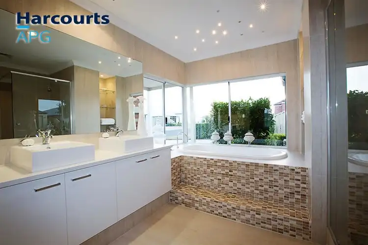 Fifth view of Homely house listing, 2 Braddon Way, Millbridge WA 6232