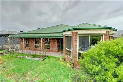 15 Creswick Street, Miners Rest VIC 3352