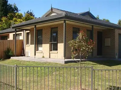 14 Loan Street, Yea VIC 3717