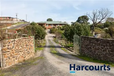1 Railway Parade, Neerim South VIC 3831