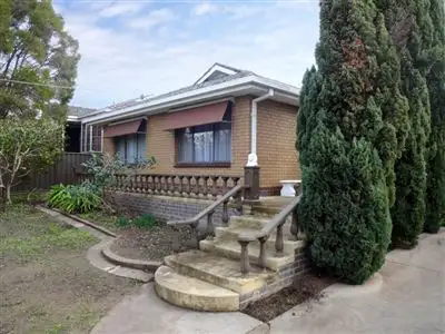 Main view of Homely house listing, 33 Hardisty Street, Wangaratta VIC 3677