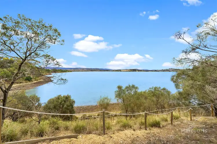 475 Sharkpoint Road, Penna TAS 7171