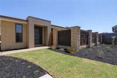 1/12 Anne Street, Rosebud VIC 3939