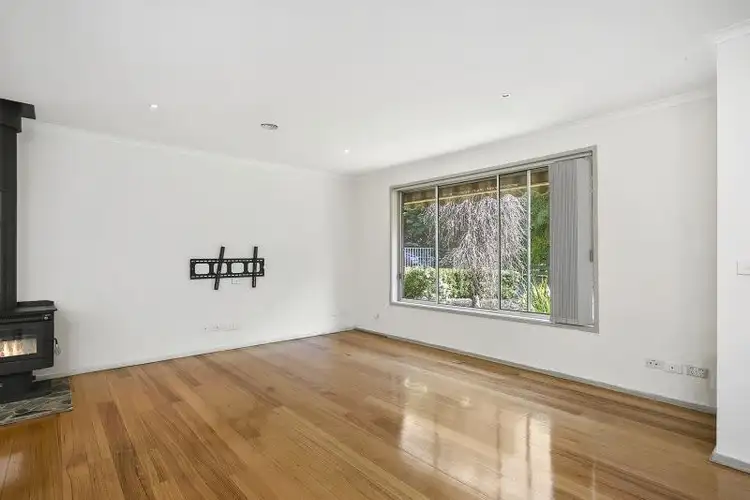 Second view of Homely house listing, 2/17 Edward Street, Langwarrin VIC 3910