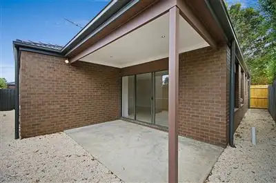 Sixth view of Homely unit listing, 2/98 Neil Street, Bell Post Hill VIC 3215