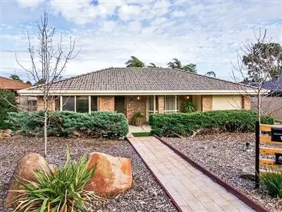 13 St Georges Court, Morphett Vale SA 5162