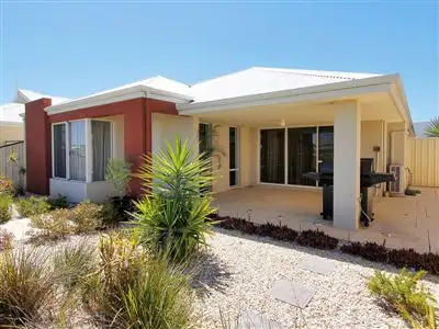 54 Botany Parade, Hammond Park WA