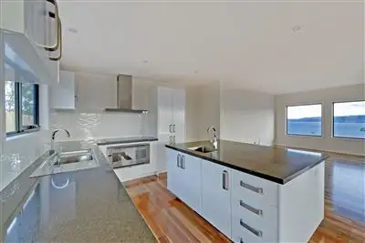 Fifth view of Homely unit listing, 2/612 Oceana Drive, Howrah TAS 7018