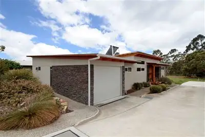 1/11 Staff Road, Electrona TAS 7054