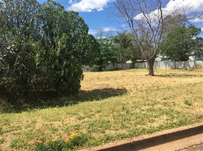 5 Bloxham Street, Cobar NSW 2835