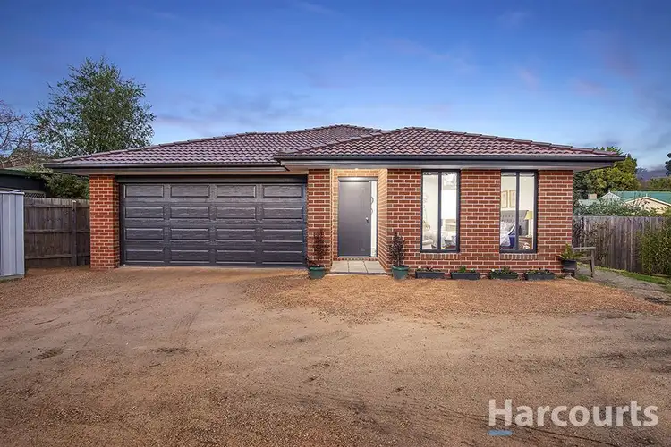 8B Democrat Drive, The Basin VIC 3154