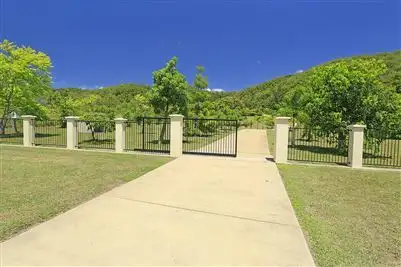 149 Howes Road, Farnborough QLD 4703