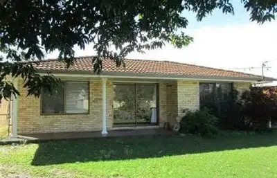 27 Lee Ave, Bongaree QLD 4507