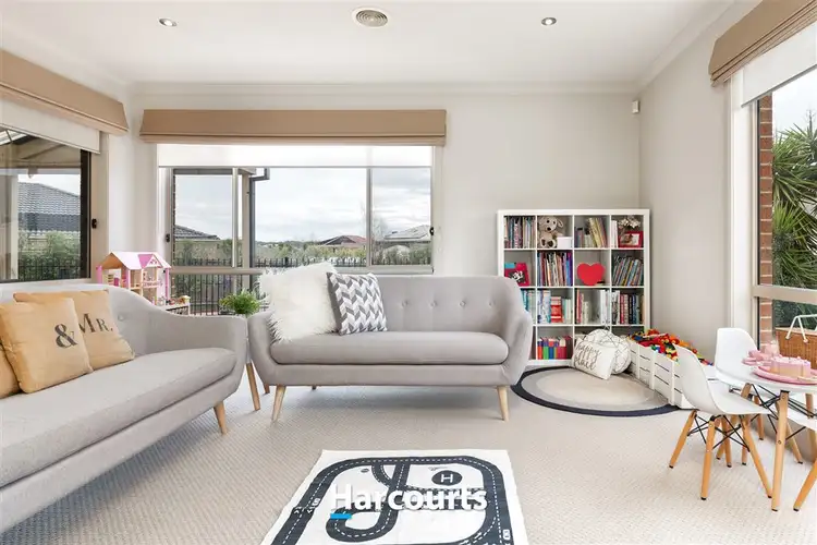 Fifth view of Homely house listing, 3 McNair Court, Berwick VIC 3806