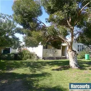 9 Little Street, Carey Park WA 6230
