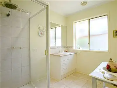 Fifth view of Homely unit listing, 2/4 Alexander Street, Mount Waverley VIC 3149