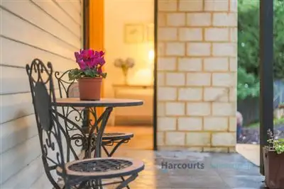 21 Renown Avenue, Crafers West SA 5152