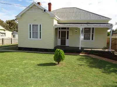 19 Commercial Street, Kaniva VIC 3419