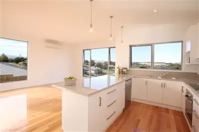 1/10 Davista Drive, Norwood TAS 7250