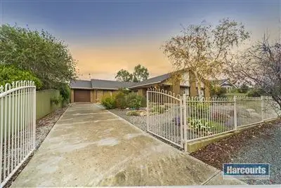 2 Charles Fry Court, Williamstown SA 5351