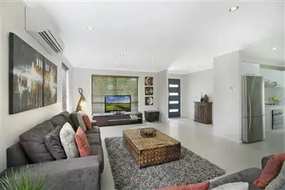 Second view of Homely house listing, 9 Tracey Street, Wynnum West QLD 4178