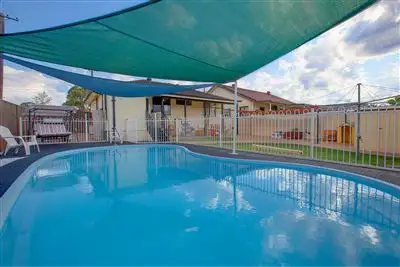 75 Cambridge St, Cambridge Park NSW 2747