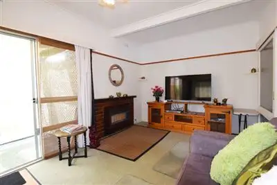 Third view of Homely house listing, 8 Rundle Place, Wangaratta VIC 3677