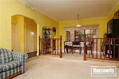 Sixth view of Homely house listing, 10 Streeton Court, Skye VIC 3977